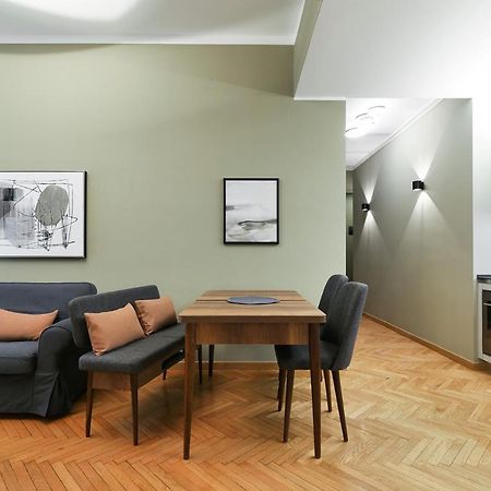 Contempora Apartments - Cavallotti 13 - B21 Милан Экстерьер фото